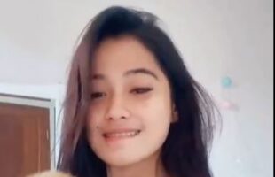 Bokep Indo Siapa yang Kangen VCS Salsa Cewek Tiktok Pernah Rame