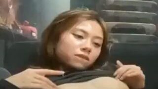 Bokep Indo Cewek Pirang Bondol Sange Minta Jilmek Dulu Baru ML